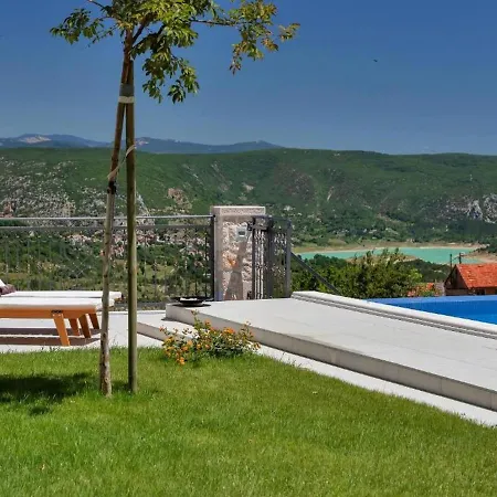 Lazeta Villa Studenci