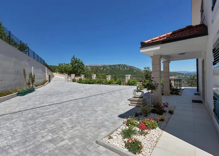 Vila Lazeta Studenci
